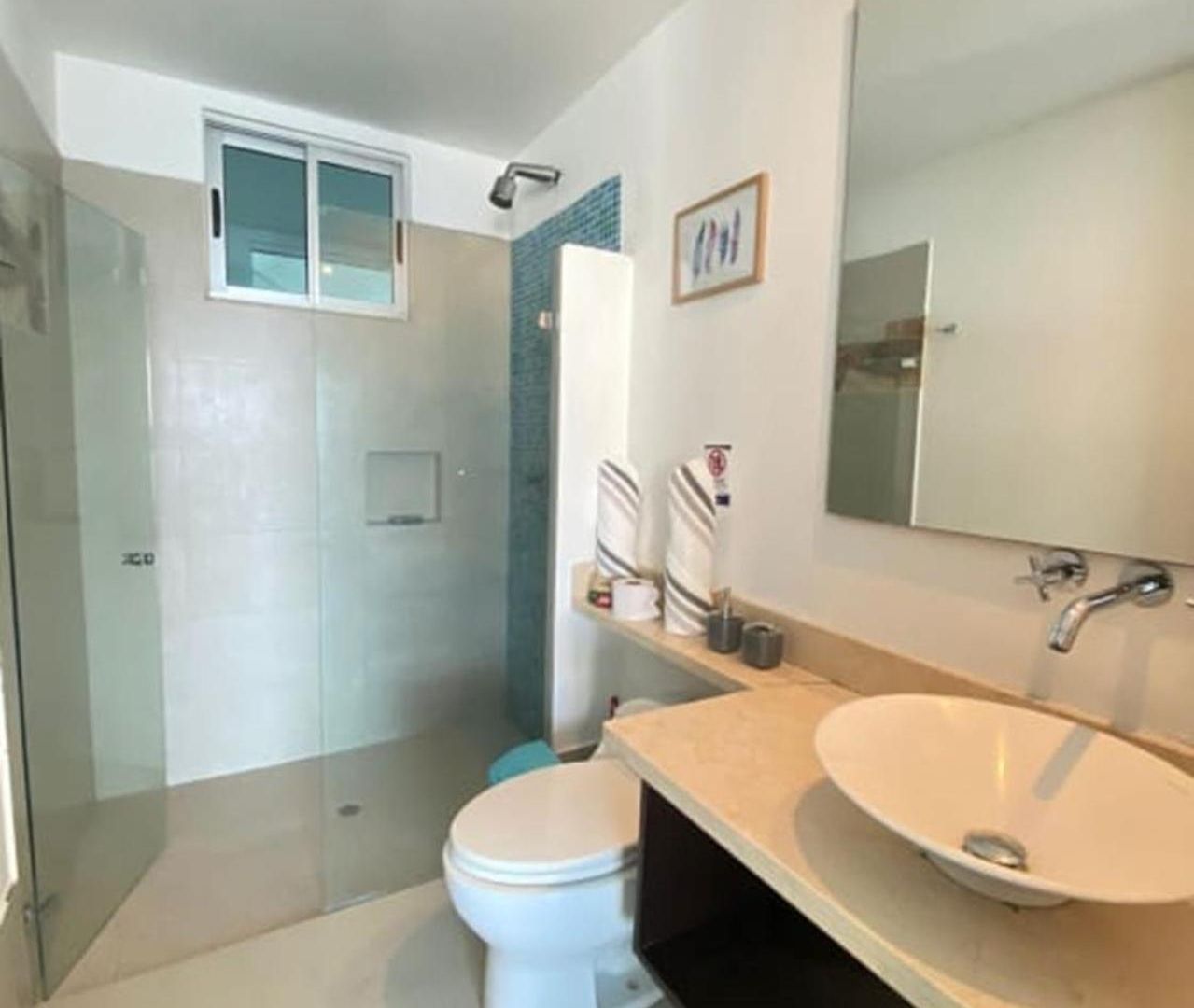 1pe-al De 1 Alcoba Frente Al Mar Con Aire Acondicionado, Piscina Y Wifi Apartamento *